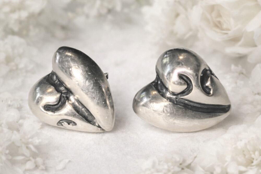 Zina of Beverly Hills  925 Sterling Silver Heart Earrings Modern Sculptural
